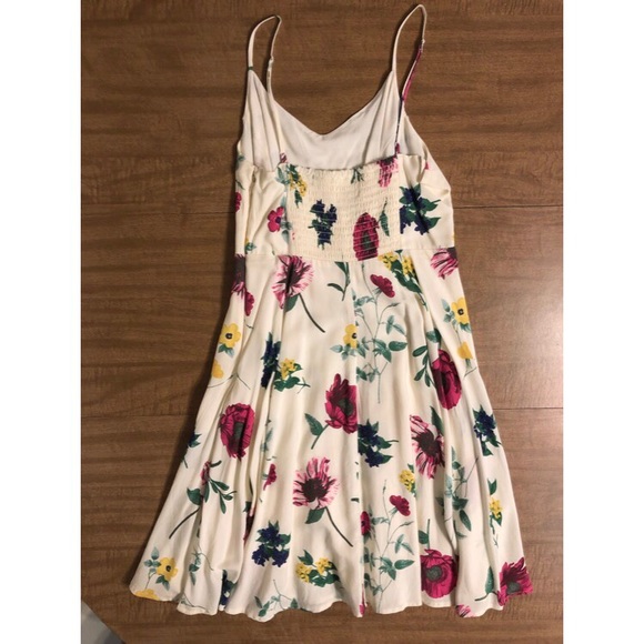 Floral Dress - Picture 3 of 7